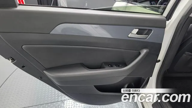 Hyundai Sonata 2016 — фото 14