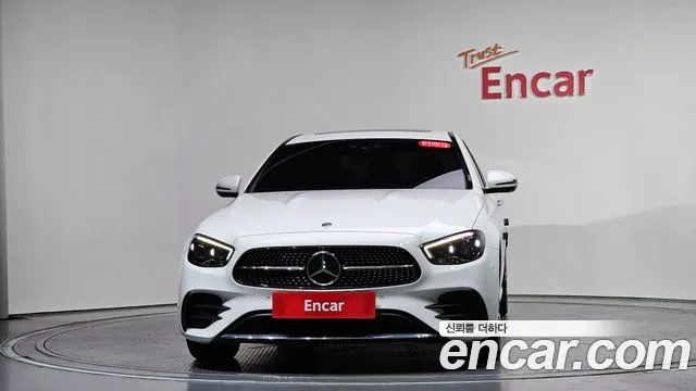 Mercedes-Benz E-Class 2022 — фото 2