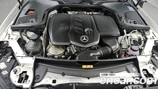 Mercedes-Benz E-Class 2022 — фото 5