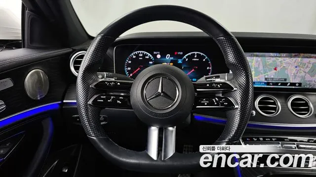 Mercedes-Benz E-Class 2022 — фото 18