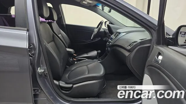 Hyundai Accent 2016 — фото 16