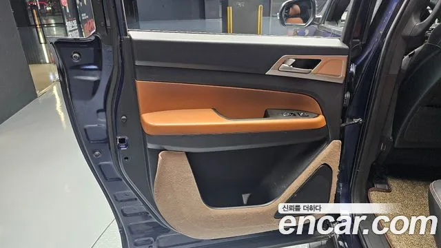 KG_Mobility_Ssangyong Rexton 2019 — фото 15