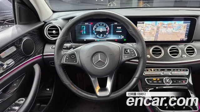 Mercedes-Benz E-Class 2017 — фото 18