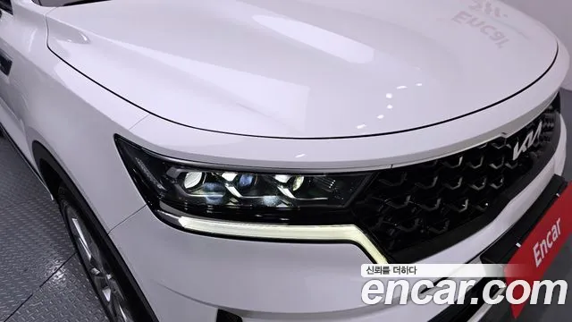 Kia Sorento 2023 — фото 8
