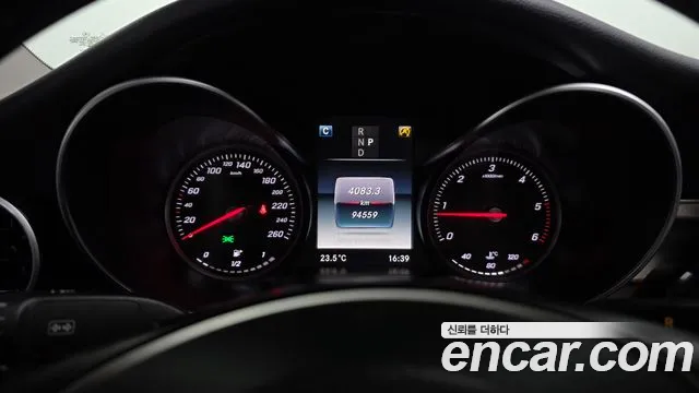 Mercedes-Benz C-Class 2018 — фото 11