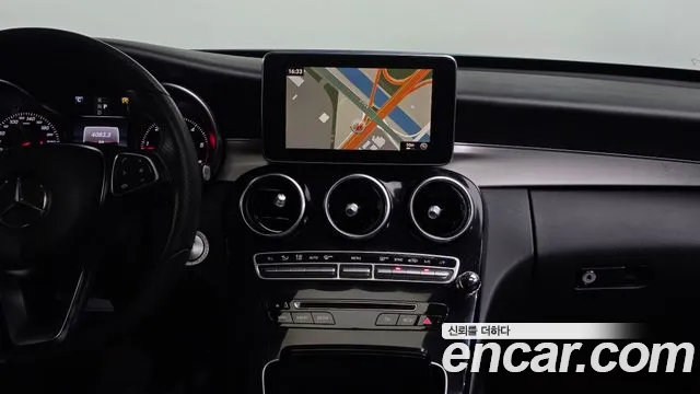 Mercedes-Benz C-Class 2018 — фото 18