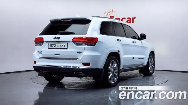 Jeep Cherokee 2015 — фото 2