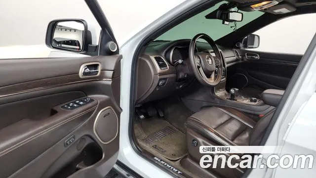 Jeep Cherokee 2015 — фото 10