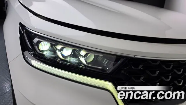 Kia Sorento 2021 — фото 8