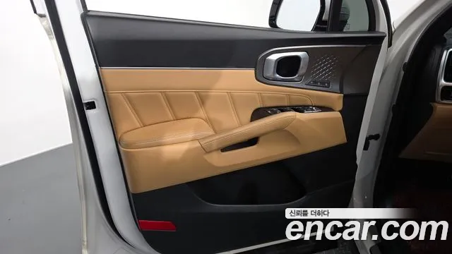 Kia Sorento 2021 — фото 14