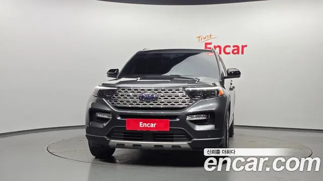 Ford Explorer 2020 — фото 3