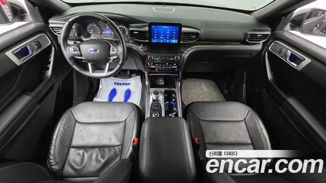 Ford Explorer 2020 — фото 10