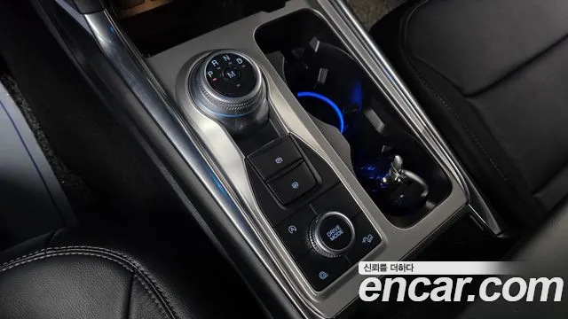 Ford Explorer 2020 — фото 12