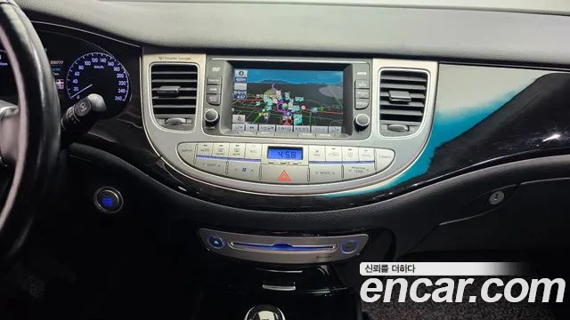 Hyundai Genesis 2013 — фото 14