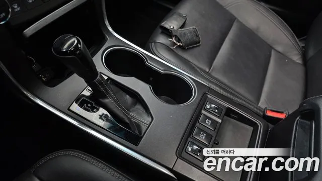 Toyota Camry 2017 — фото 11