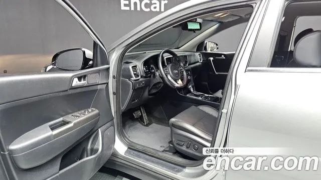 Kia Sportage 2021 — фото 10