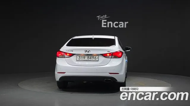 Hyundai AVANTE 2015 — фото 4