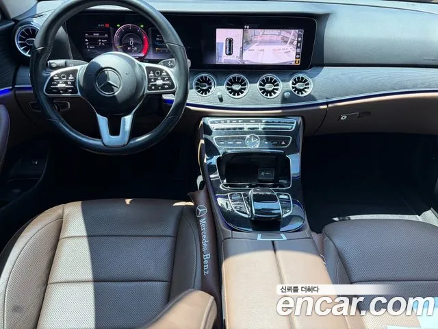 Mercedes-Benz E-Class 2019 — фото 10