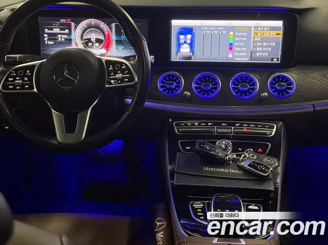 Mercedes-Benz E-Class 2019 — фото 11
