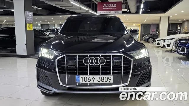 Audi Q7 2021 — фото 4