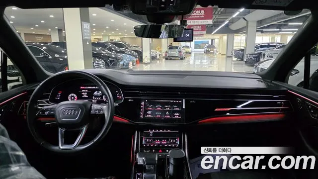 Audi Q7 2021 — фото 10
