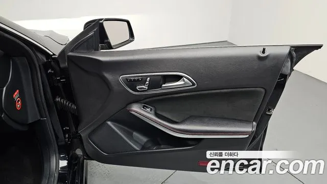 Mercedes-Benz CLA-Class 2018 — фото 13