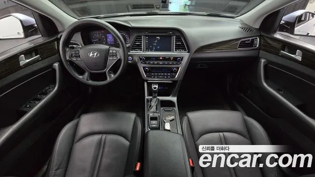 Hyundai Sonata 2017 — фото 10