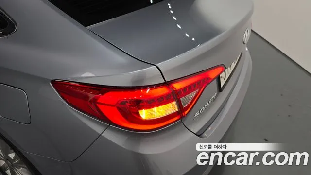 Hyundai Sonata 2017 — фото 9