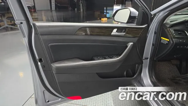 Hyundai Sonata 2017 — фото 14
