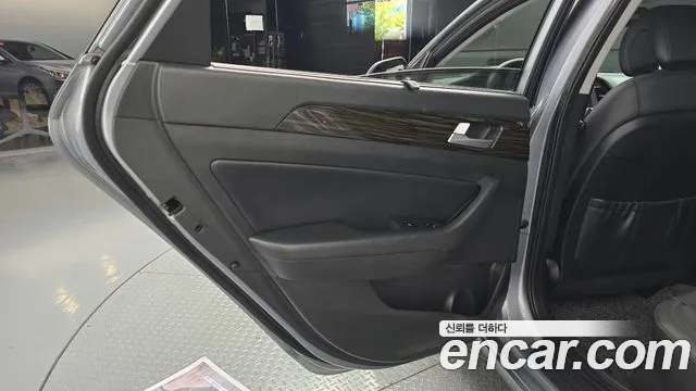 Hyundai Sonata 2017 — фото 15