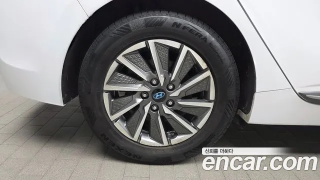 Hyundai Ioniq 2020 — фото 5