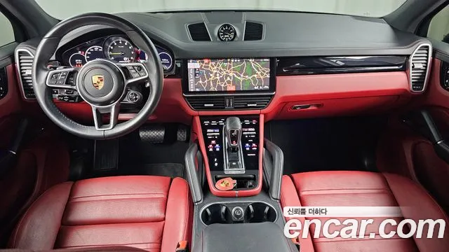 Porsche Cayenne 2021 — фото 10