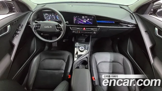 Kia Niro 2024 — фото 10