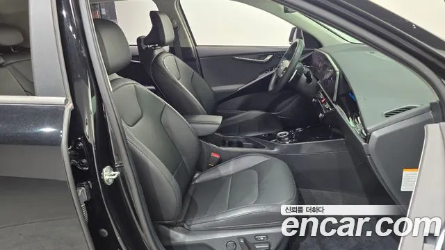 Kia Niro 2024 — фото 16