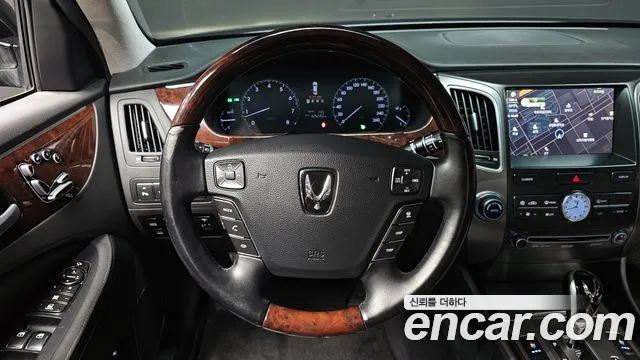 Hyundai Equus 2012 — фото 13