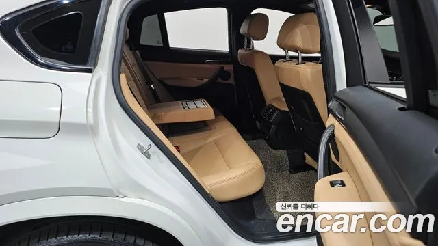 BMW X4 2018 — фото 11