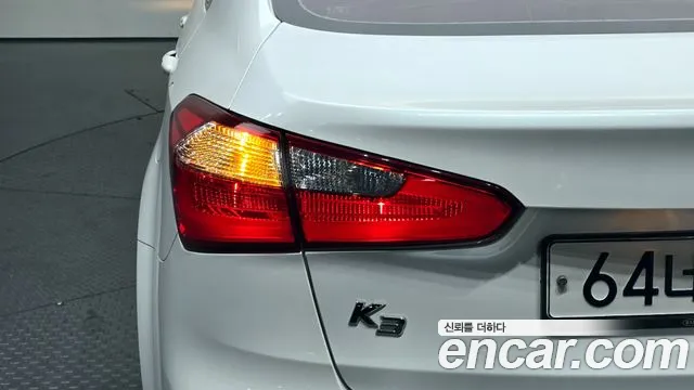 Kia K3 2015 — фото 8