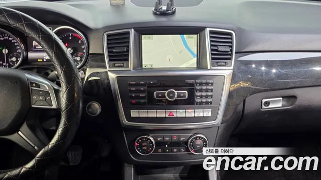 Mercedes-Benz M-class 2015 — фото 14