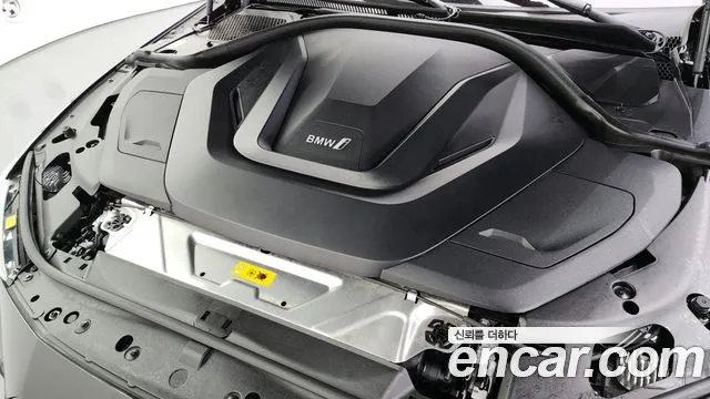 BMW i4 2023 — фото 6