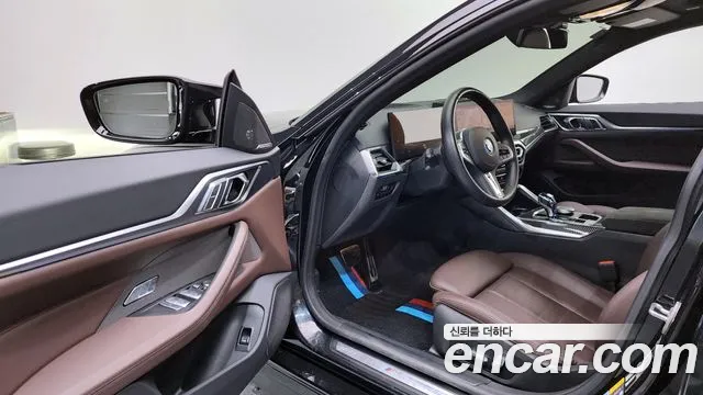 BMW i4 2023 — фото 13