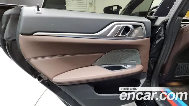 BMW i4 2023 — фото 15