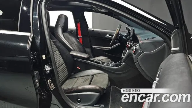 Mercedes-Benz GLA-Class 2019 — фото 13