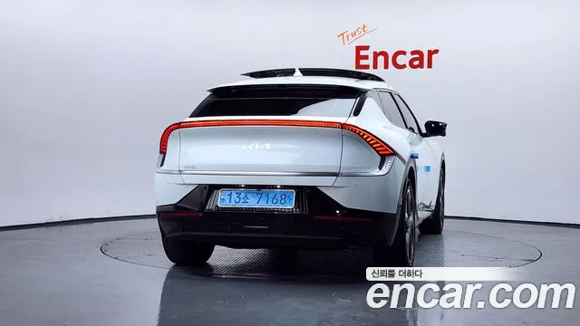 Kia EV6 2022 — фото 4