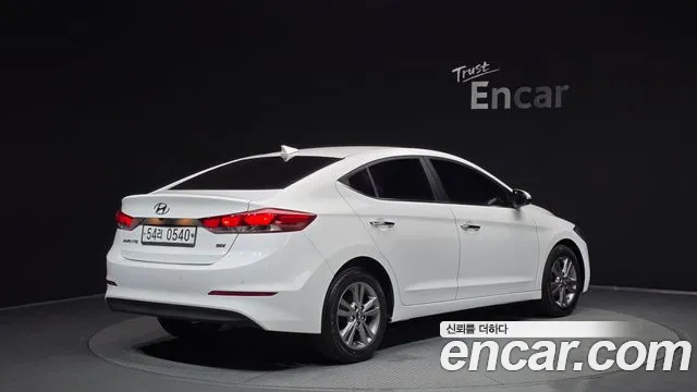 Hyundai AVANTE 2016 — фото 2