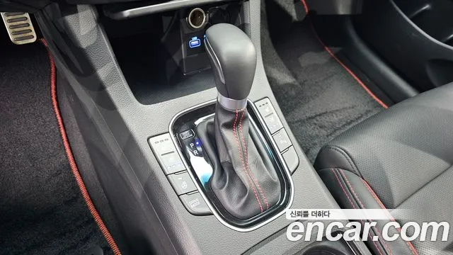 Hyundai i30 2018 — фото 12