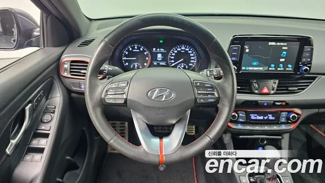 Hyundai i30 2018 — фото 19