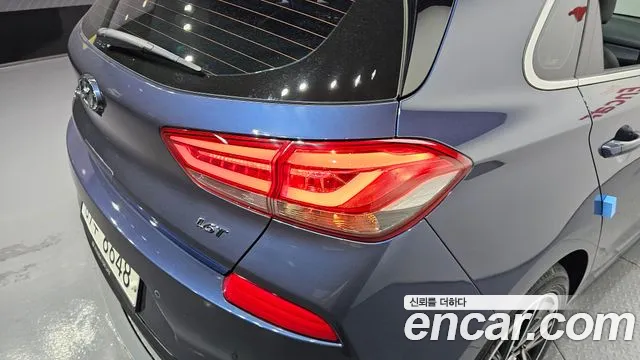 Hyundai i30 2018 — фото 9