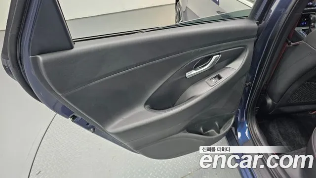 Hyundai i30 2018 — фото 15
