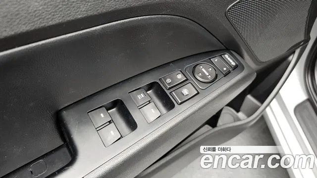 Hyundai AVANTE 2017 — фото 19