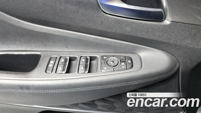 Hyundai Santafe 2019 — фото 11